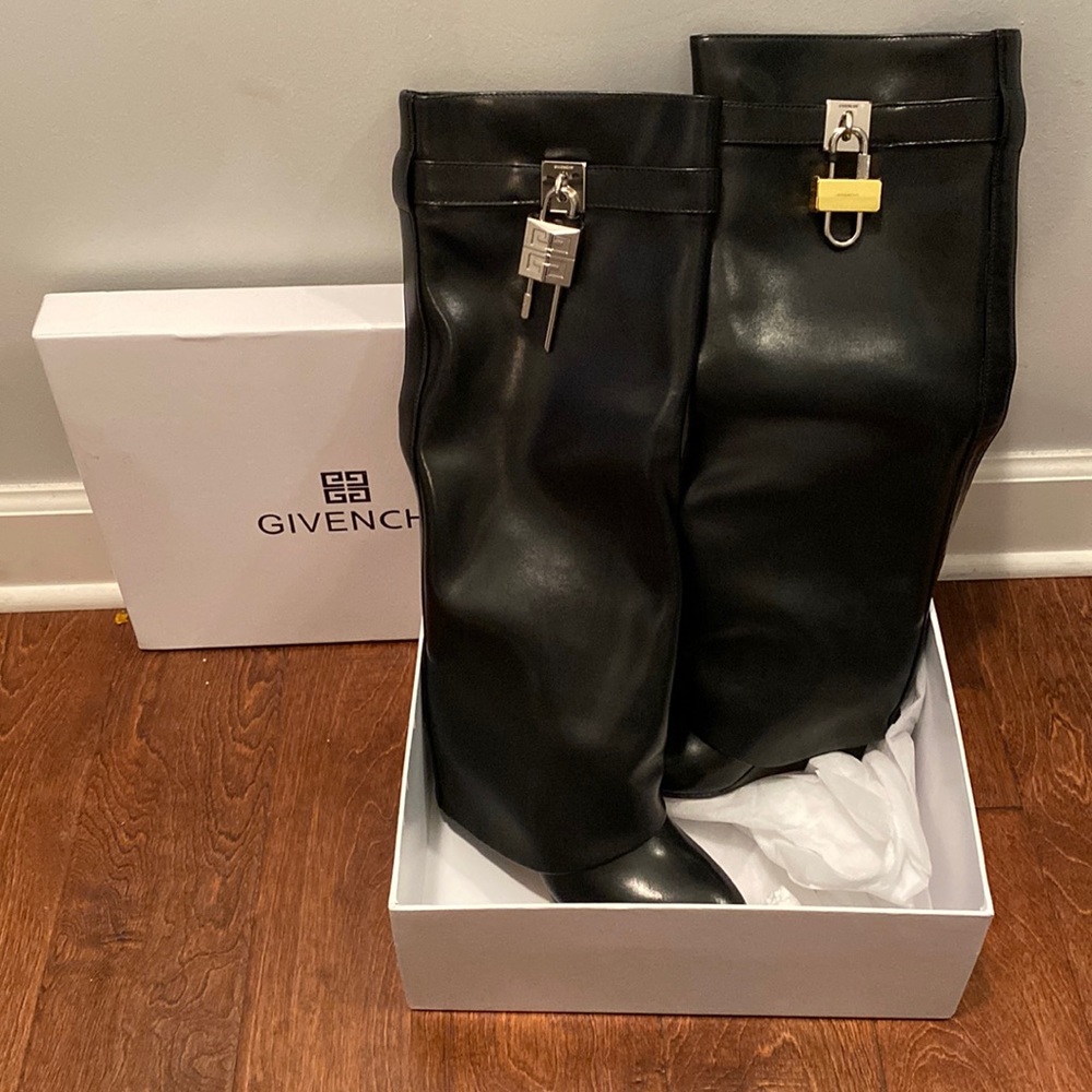 Givenchy Shark Boot Tall/ sz 38 W/ Black